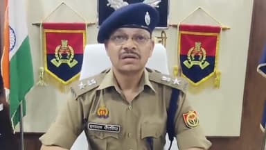 इंडो नेपाल बॉर्डर पर चेकिंग के दौरान 10 किलो 250 ग्राम अवैध अफीम (कीमत लगभग 33 लाख रुपए) के साथ 02 मादक पदार्थ तस्कर गिर