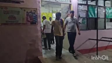 इकौना: नवीन मॉडर्न पुलिस थाने के मौर्या होटल के पास अज्ञात वाहन की टक्कर से बाइक सवार गंभीर रूप से घायल, भेजा गया सीएचसी