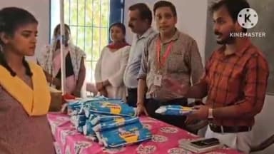 आंदर: बरवा कस्तूरबा गांधी बालिका आवासीय विद्यालय में मासिक धर्म स्वच्छता को लेकर किशोरियों को दिया गया प्रशिक्षण