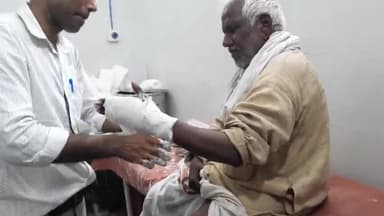 अकोढ़ी गोला: दरीहट बाजार में अनियंत्रित ट्रैक्टर की टक्कर से एक व्यक्ति हुआ घायल, अस्पताल में भर्ती