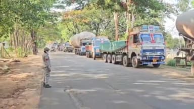 केशकाल: केशकाल घाट में फिर लगा लंबा जाम, जाम लगने से रात भर रहे यात्री परेशान, वन वे कर यातायात बहाल करने में जुटी केशकाल पुलिस