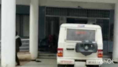 चितरंगी: चितरंगी थाना क्षेत्र के ग्राम बारदह से एक युवक के कब्जे से 25 पाव देसी प्लेन मदिरा जप्त कर की कार्यवाही।