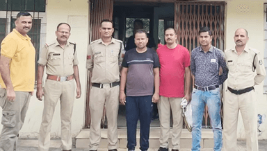 सिंगरौली: 700 ग्राम गांजा के साथ तस्कर गिरफ्तार, जयंत चौकी पुलिस ने आरोपी को गिरफ्तार कर एनडीपीएस एक्ट के तहत की कार्यवाही