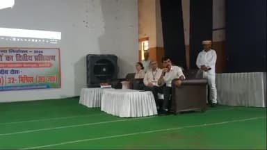 हरदोई: रसखान प्रेक्षागृह में प्रेक्षक बिलग्राम, मल्लावां एवं सांडी की उपस्थिति में मतगणना कार्मिकों का प्रशिक्षण हुआ संपन्न