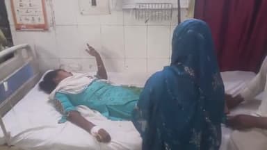 हाथरस: काशीराम कॉलोनी में एक लड़की को लगा करंट, जिला अस्पताल में कराया गया भर्ती