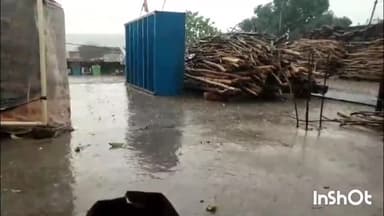 ग्यारसपुर: तेज आंधी और तूफान से मकानों की उड़ी चादरें
ग्यारसपुर क्षेत्र में देर शाम आंधी और तूफान में तबाही मचाई ।