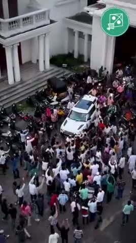 Celebrations ✌🏽
#AsaduddinOwaisi #AIMIM #AkbaruddinOwaisi #Darussalam, #Hyderabad