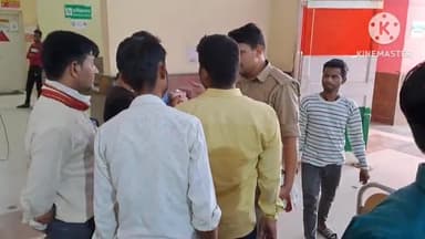 फिरोज़ाबाद: रामनगर इलाके टैक्टर ट्राली की टक्कर से छोले भटूरे की ठेल पलटने से खोलते तेल की कढ़ाई एक व्यक्ति पर गिरी