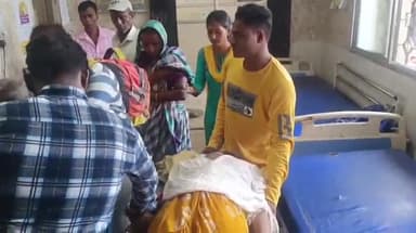 ক্যানিং ১: আঠেরোবাঁকি এলাকায় পারিবারিক অশান্তির জেরে বিষ খেয়ে আত্মহত্যার চেষ্টা গৃহবধূর