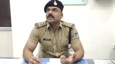 मंदसौर: गांव डोडिया मीणा में मांगी बाई के साथ दो लोगों ने रोड पर पड़ी गिट्टी से ट्रैक्टर निकालने की बात पर की मारपीट