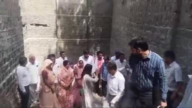 मोहन बड़ोदिया: मोहनबड़ोदिया स्थित हनुमान मंदिर की बावड़ी का किया जा रहा गहरीकरण, कलेक्टर ने किया निरीक्षण