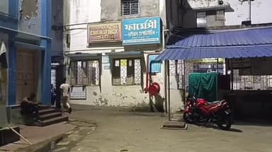 ক্যানিং ১: ক্যানিং বাহিরসোনা এলাকায় বজ্রাঘাতে জখম এক গৃহবধূ