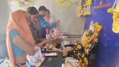 नलखेड़ा: शनिश्चरी अमावस्या पर नलखेड़ा व सुसनेर प्रखण्ड के शनि मन्दिरों में की जा रही विशेष पूजा अर्चना, हो रहे धार्मिक अनुष्ठान