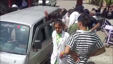 हाथरस: थाना इगलास के गांव तोछीगढ़ में छत पर काम करते समय व्यक्ति गिरकर हुआ घायल हाथरस जिला अस्पताल में डाक्टरों किया मृत घोषित