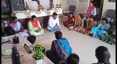 समुद्रपूर: मोहगांव ग्रामपंचायत कार्यालयात सत्यमेव जयते फार्मर कपच्या अनुषंगाने महिला बचत समुहाची पार पडली बैठक