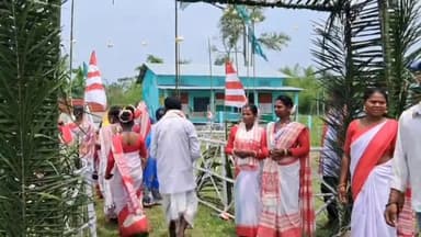 সোণাৰি: সোণাৰিৰ নগানদীত অসম মুণ্ডা মহা সভাৰ ঊদ্যোগত  বীৰ শ্বহীদ বীৰছা মুণ্ডা শ্বহীদ দিৱস পালন