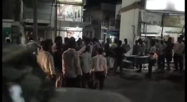 समुद्रपूर: शहरात नरेंद्र मोदी तिसऱ्यांदा पंतप्रधान झाल्याचा भाजपा कार्यकर्त्यांकडून जल्लोष