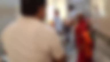 गाज़ीपुर: करिमुद्दीनपुर में अयोध्या से दर्शन कर बिहार जा रही यात्रियों से भरी बस की डंपर से टकराई,4 की मौत,8की हालत गंभीर,15घायल