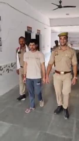 कानपुर: नौबस्ता पुलिस ने वांछित अभियुक्त को किया गिरफ्तार