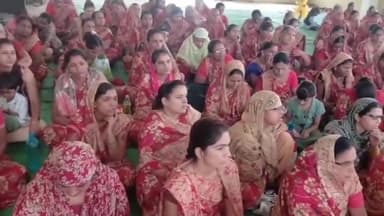 सुसनेर: आजीविका मिशन के भवन में महिला बाल विकास विभाग की ज़िला कार्यक्रम अधिकारी ने ली आंगनवाड़ी कार्यकर्ताओं की समीक्षा बैठक