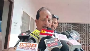 पटना ग्रामीण: पटना मे डिप्टी सीएम विजय कुमार सिन्हा ने कहा-लालू यादव और तेजस्वी यादव को रोहिणी आचार्या से माँगनी चाहिए माफी