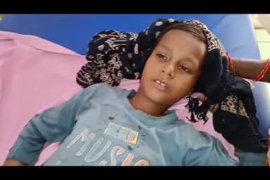 बरेली: थाना बहेड़ी क्षेत्र के गांव का 12 वर्षीय बालक छत से गिरकर हुआ घायल, जिला अस्पताल में कराया गया भर्ती