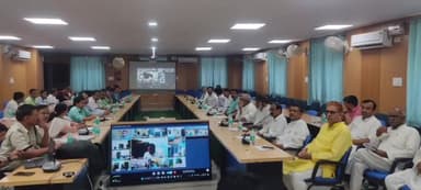 सुपौल: लहटन चौधरी सभागार में ईद उल जोहा को लेकर जिला शांति समिति की बैठक  आयोजित की गई।