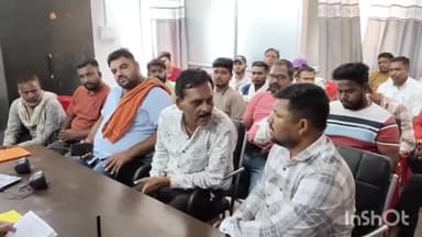 धमतरी: धमतरी शहर में दुर्घटनाओं पर रोक लगाने यातायात डीएसपी ने ट्रैक्टर यूनियन की बैठक लेकर दिए कई निर्देश