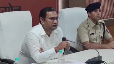 खरगौन: खरगोन कलेक्टर कार्यालय में शांति समिति की बैठक आगामी त्यौहारों को लेकर बनाई रूपरेखा