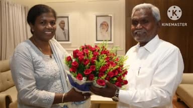 ओरमांझी: बूटी रोड मोराबादी स्थित आवास में मुख्यमंत्री से जैप2 के कमांडेंट ने की मुलाकात