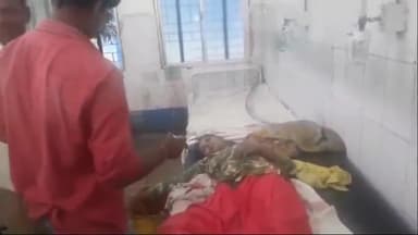 अररिया: बेलवा सुपन टोला मे पति से विवाद होने पर महिला ने खुद व बच्चो को खिलाई जहरीली दवा, सभी सदर अस्पताल मे भर्ती