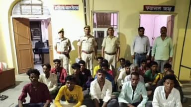 पीपलदा: इटावा क्षेत्र के डूंगरली गांव में पुलिस ने 20 संदिग्ध लोगों को किया गिरफ्तार, पूछताछ जारी