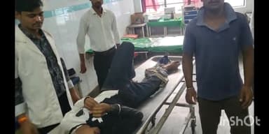 सुपौल: ईदगाह के समीप मोटरसाइकिल अनियंत्रित होकर गिरने से एक युवक जख्मी सदर अस्पताल सुपौल में इलाजरत