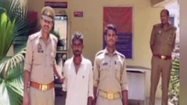 सरधना: अवैध देशी तमंचे सहित एक युवक गिरफ्तार आर्म्स एक्ट की धारा में मुकदमा दर्ज खिवाई मोड से हुई गिरफ्तारी