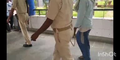 सुपौल: मंडल कारा सुपौल में अचानक एक कैदी की तबीयत खराब होने पर कड़ी सुरक्षा के बीच इलाज के लिए लाया गया सदर अस्पताल सुपौल