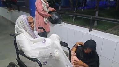 सुपौल: कटिंग चौक पर चार चक्का गाड़ी ने सिटी रिक्शा को मारा टक्कर एक महिला तीन लड़का हुआ जख्मी सदर अस्पताल सुपौल में इलाजजारी