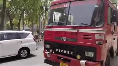 भिवानी: हरियाणा विद्यालय शिक्षा बोर्ड के भवन में शॉर्ट सर्किट से लगी आग, मौके पर पहुंची अग्निशमन विभाग की टीम