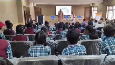 गुलाना: गुलाना के सीएम राइज स्कूल में स्कूल चले हम अभियान के तहत भविष्य से भेंट कार्यक्रम में शामिल हुए मंत्री इंदरसिंह परमार