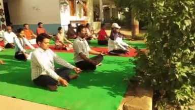 गुनौर: गुनौर विधानसभा क्षेत्र में रही योग दिवस की धूम पूरे विधानसभा क्षेत्र के शासकीय कार्यालय एवं  विद्यालयों में किया योग