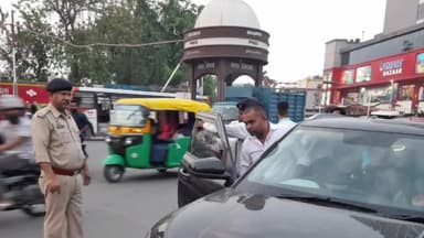 गोरखपुर: मोहद्दीपुर चौराहे पर यातायात विभाग ने चलाया सघन चेकिंग अभियान 187 वाहनों का किया चालान
