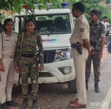 शिवहर: श्यामपुर भटहां थाना अध्यक्ष ने एनएच-227 पर डायल-112 टीम का किया जांच, दिए कई दिशा निर्देश