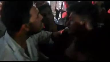 मेरठ: मेरठ में इलाज कराने आए युवक को लगी गोली:क्लिनिक में डॉक्टर को मारने आए थे 4 बदमाश, दो आरोपी को पब्लिक ने पकड़कर पीटा