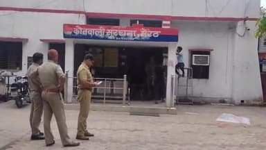 सरधना: पुलिस जीप में ट्रक ने मारी टक्कर दरोगा सहित तीन पुलिसकर्मी घायल अस्पताल भर्ती दबथुआ गांव के निकट हुई घटना