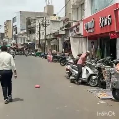 રાજકોટ પૂર્વ: 25જૂનેકોંગ્રેસનાબંધનાએલાનને સમર્થનઆપતાપરાબજાર વેપારી એસોસિએશનના કારોબારી પ્રમુખ દીપક પોબારૂએરેસકોર્સpasethiનિવેદન આપ્યું