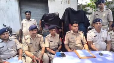 झरिया/जोरापोखर/सिंदरी: झरिया के तीसरा थाना क्षेत्र में की गई छापेमारी पाइप चोरी करते चार अपराधी मौके से गिरफ्तार