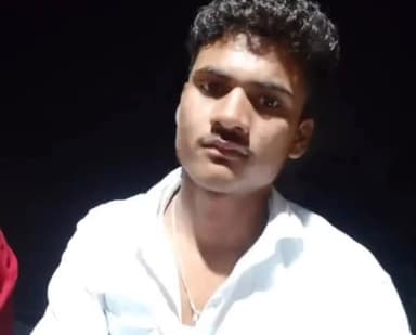 रायबरेली: सिविल लाइन चौराहे के पास से संदिग्ध परिस्थितियों में 19 वर्षीय युवक हुआ लापता,परिजनों ने थाने में दिया प्रार्थनापत्र