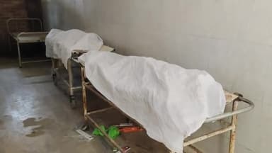 लोहरदगा: कचहरी रोड में हुए सड़क दुर्घटना में दो युवकों की मौत, आज किया गया पोस्टमार्टम