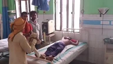 कसिया: सपही बरवा में किशोर को बगीचे में ले जाकर मारने का आरोप, टूटा जबड़ा जिला अस्पताल रेफर