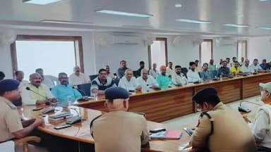 मंझनपुर: एएसपी ने पुलिस कार्यालय में व्यापारियों के साथ की गोष्ठी, समस्याओं के निस्तारण के लिए संबंधित को दिए निर्देश