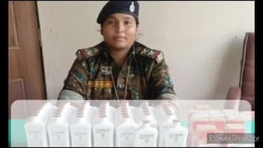 सिंघिया: कलाली चौक से पुलिस ने छापेमारी कर भारी मात्रा में अंग्रेजी शराब किया बरामद